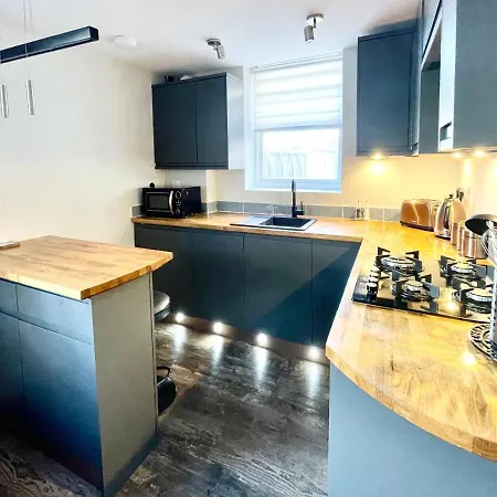 The 1a Wenlock * York