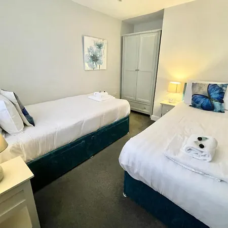 The 1a Wenlock * York