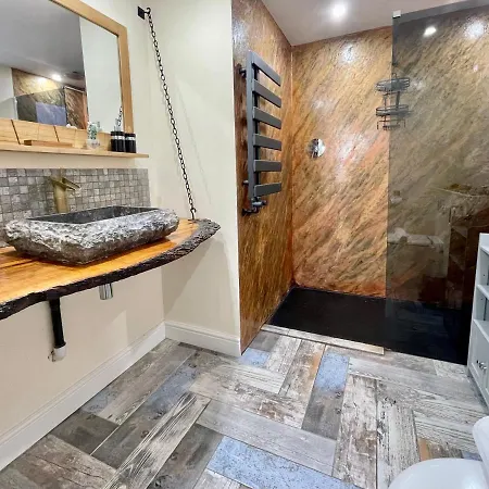 Prázdninový dům The 1a Wenlock *